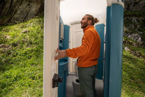 Portable Toilet Options We Offer in Blue Mound, IL