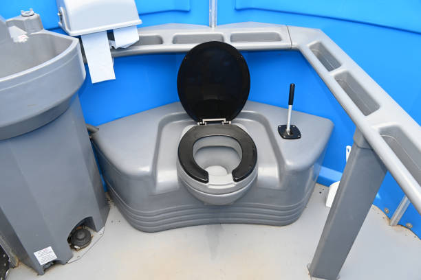 Best High-end porta potty rental  in Blue Mound, IL